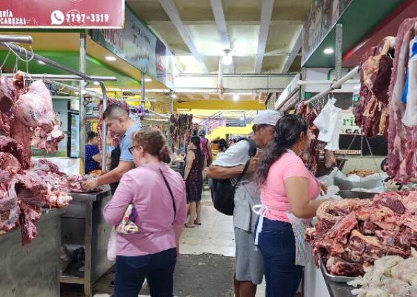 Leve incremento en la libra de carne…