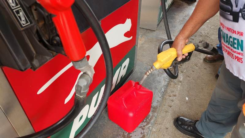 Leve incremento en los precios del combustible.