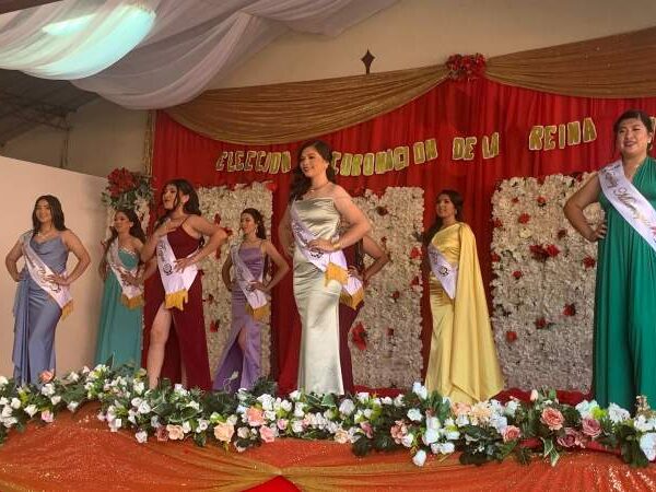 Elección de la reina del Instituto Nacional de…