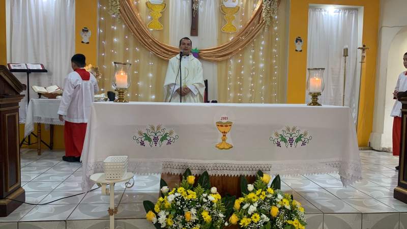 Comunidades Católicas rurales celebraron el Corpus Christi